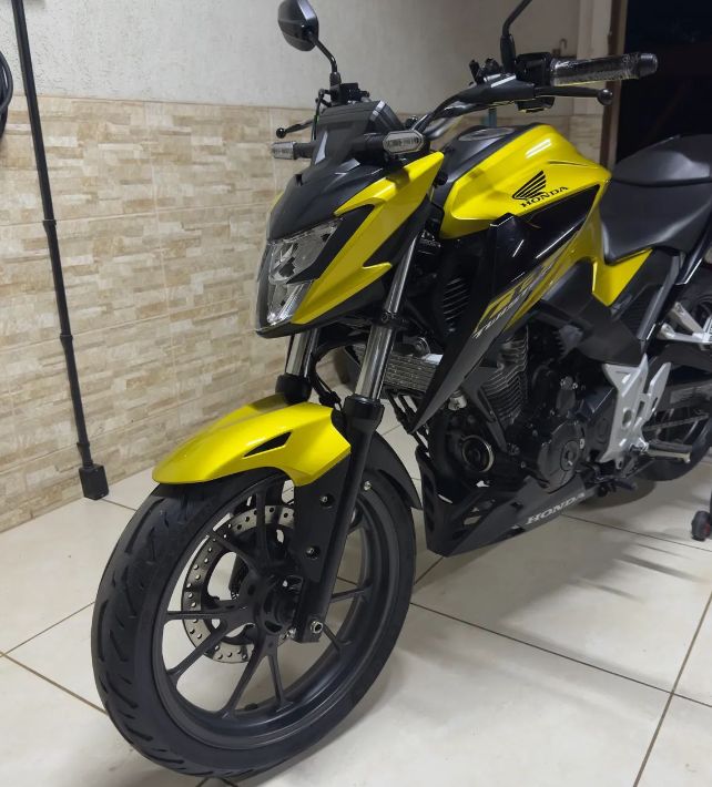 Cb Twister 300 F 2023